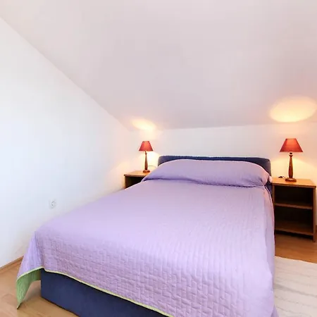 Aida Apartman Trogir